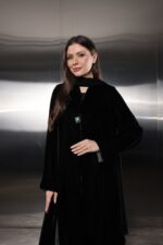 N 1 - VELVET - Image 3